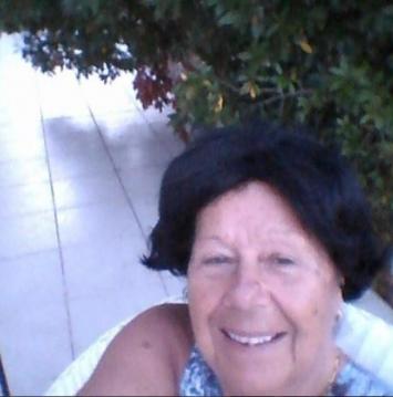 90'ların efsane ismiydi! Ayşe Özgün şimdi ne yapıyor?
