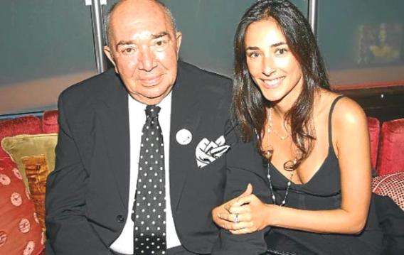 Gülşen Bubikoğlu'nun Kızı Zeynep, Başarılarıyla Parmak Isırtıyorr..
