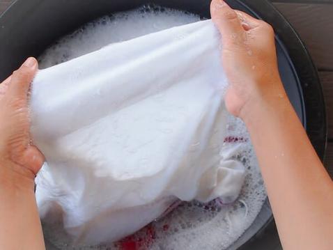 Çamaşırları Bembeyaz Yapacak 3 Sır